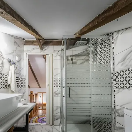 5 Bedroom Unique Ionian House Vakantiehuis