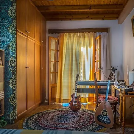 5 Bedroom Unique Ionian House * Perivolion